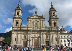 Cathédrale de l'Immaculée-Conception Façade d'église.