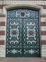 Porte d'entrée.