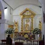 Autel dans une église.