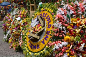 Décorations de fleurs.