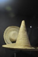 Chapeaux en paille.