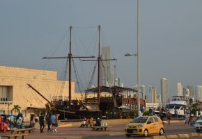 Vieux bateau.